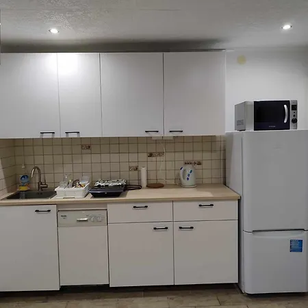 Csalogany Tatil Evi *